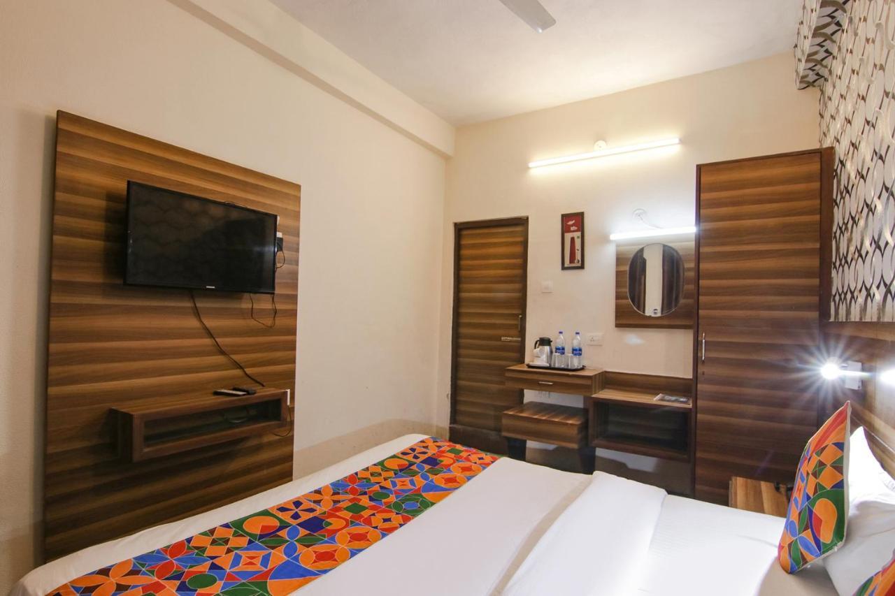 Fabhotel Vijay Palace Dharamshala Exteriör bild