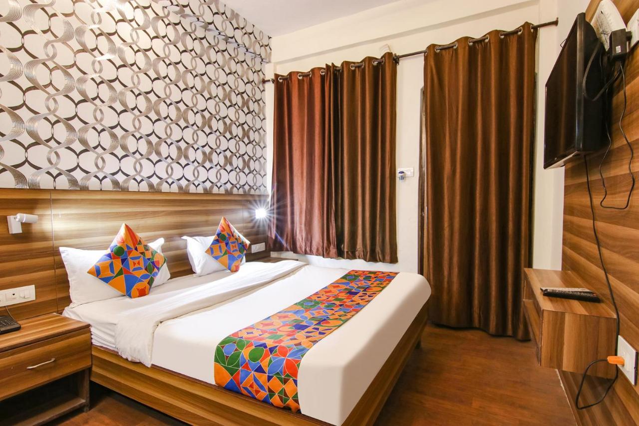 Fabhotel Vijay Palace Dharamshala Exteriör bild