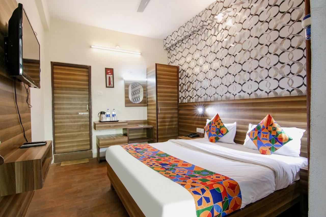 Fabhotel Vijay Palace Dharamshala Exteriör bild